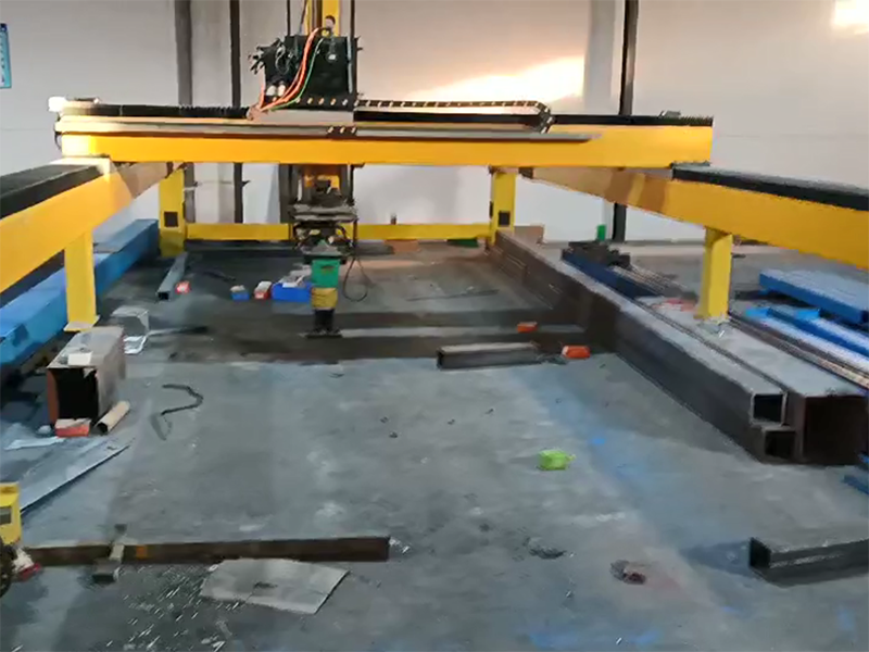 中國中鋁龍門桁架機(jī)械手項(xiàng)目